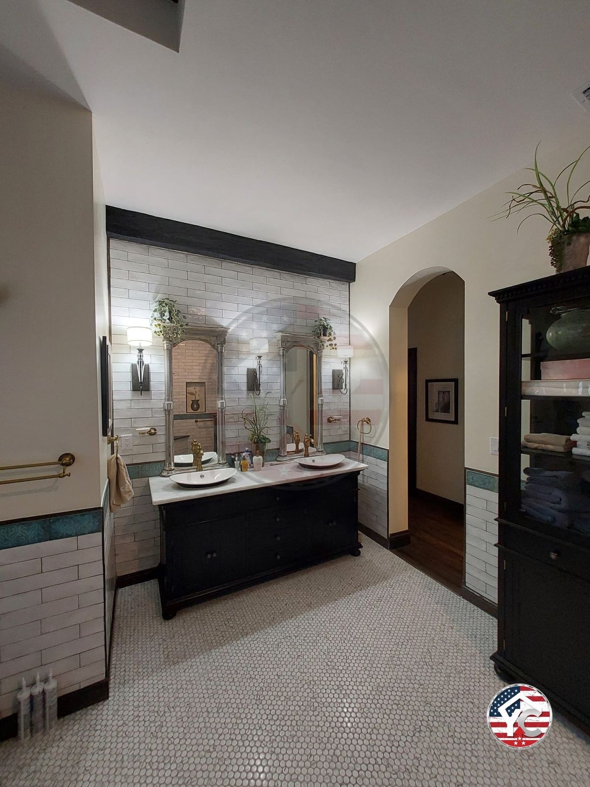 Vintage-Style Double Vessel Sink Vanity